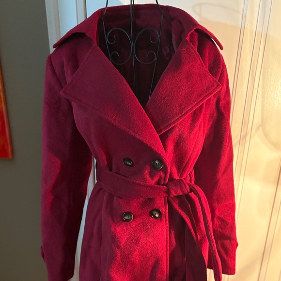 Women’s Red Wool-Blend Coat Belted Soft Warm Trench Jacket XL – Worn Once - Picture 1 of 4